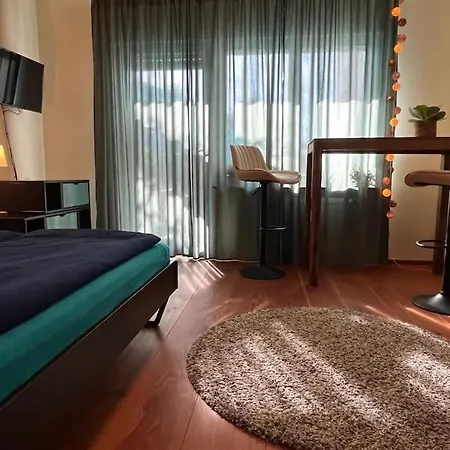 Chillout Heidelberg, Mit Sauna & Pool Apartment *